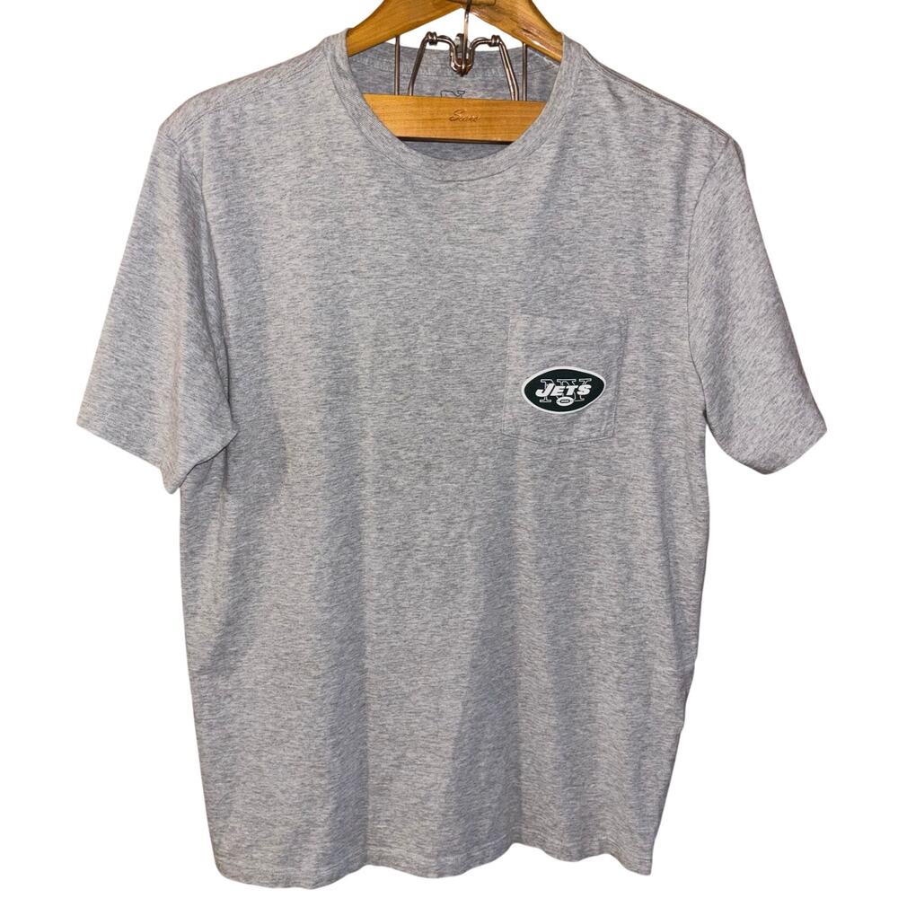 Vineyard Vines men’s New York Jets gray green t-shirt double image (medium)